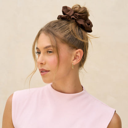 KITSCH Black & Chocolate Oversized Scrunchies — model wearing scrunchie — Gentle on hair to prevent creases, pulling, and breakage — stretchy elastic fits all hair types