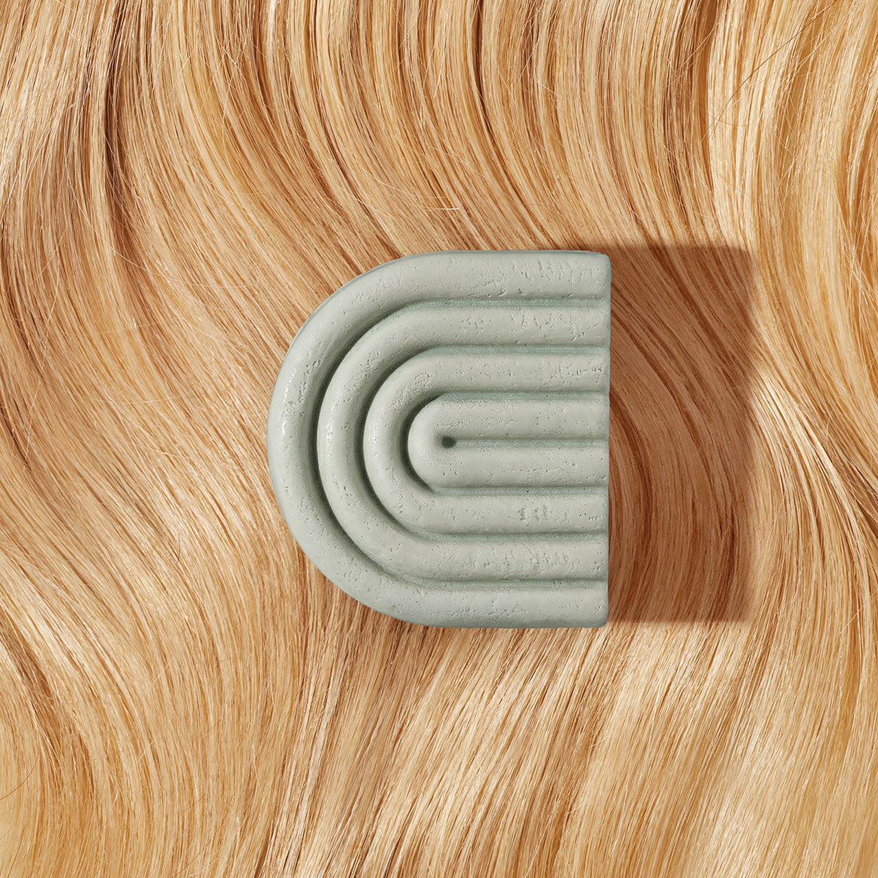 KITSCH Rosemary & Biotin Volumizing Conditioner Bar after result – fuller, voluminous, shiny hair after rosemary biotin treatment